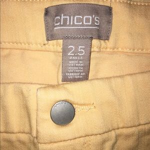 CHICOS 2.5 Ankle WARM YELLOW STRETCH SZ Large (14)